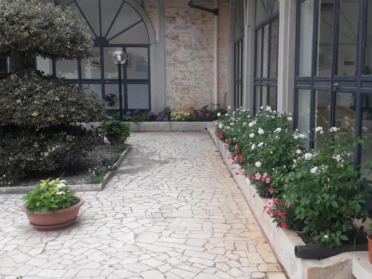 Trullo Dell'Immacolata - Casa Vacanze Gestita Da Suore Selva Di Fasano Exterior foto